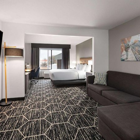 La Quinta Inn & Suites By Wyndham Meridian Eksteriør bilde