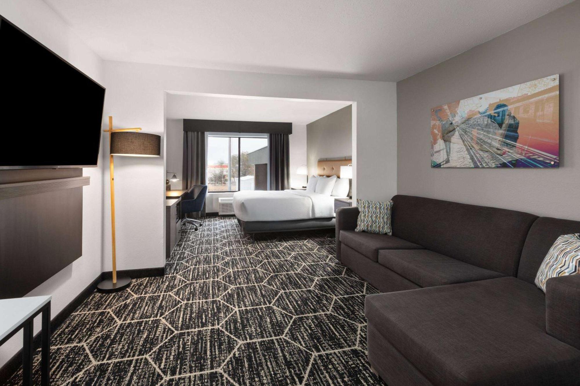 La Quinta Inn & Suites By Wyndham Meridian Eksteriør bilde