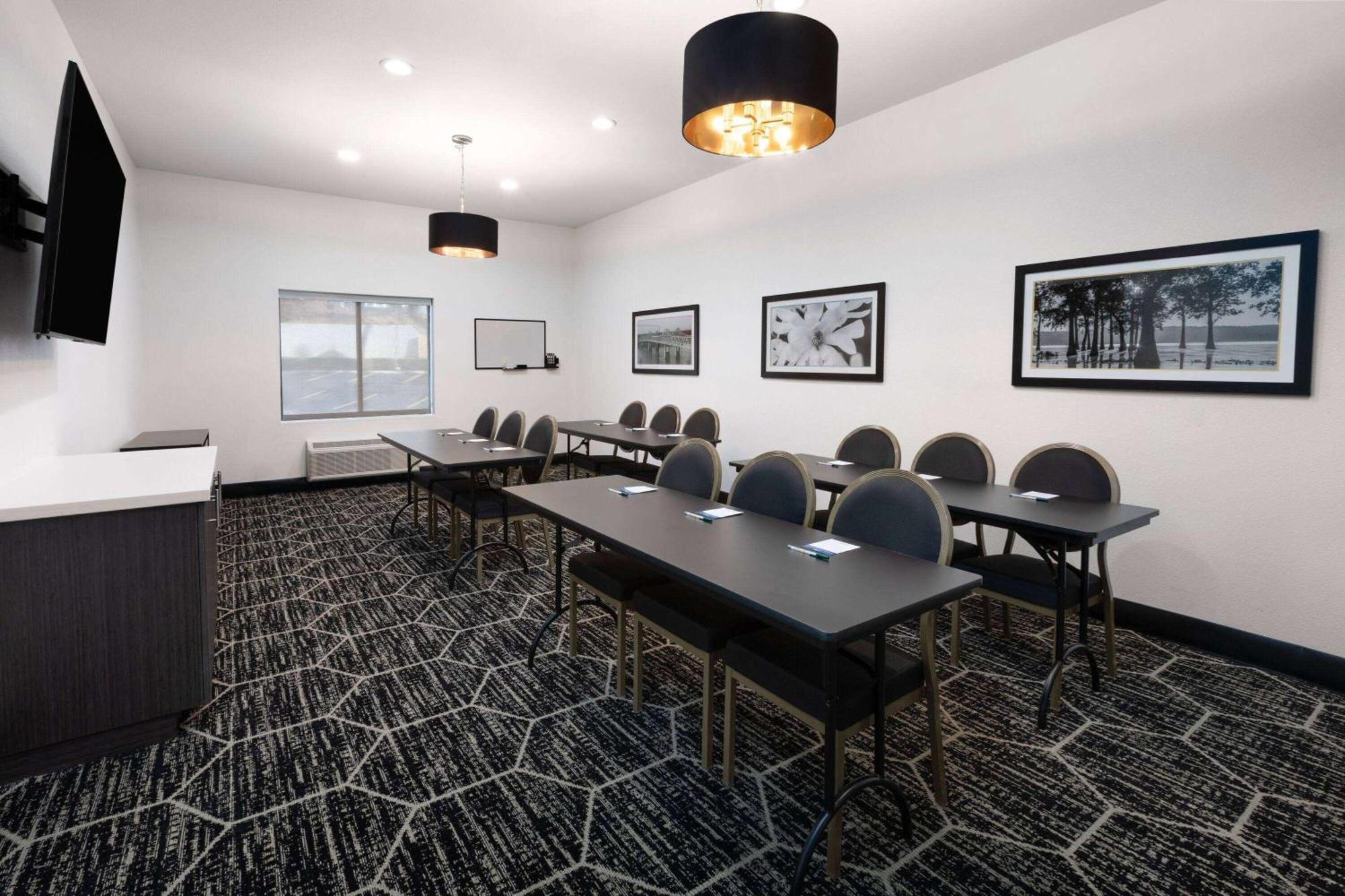 La Quinta Inn & Suites By Wyndham Meridian Eksteriør bilde