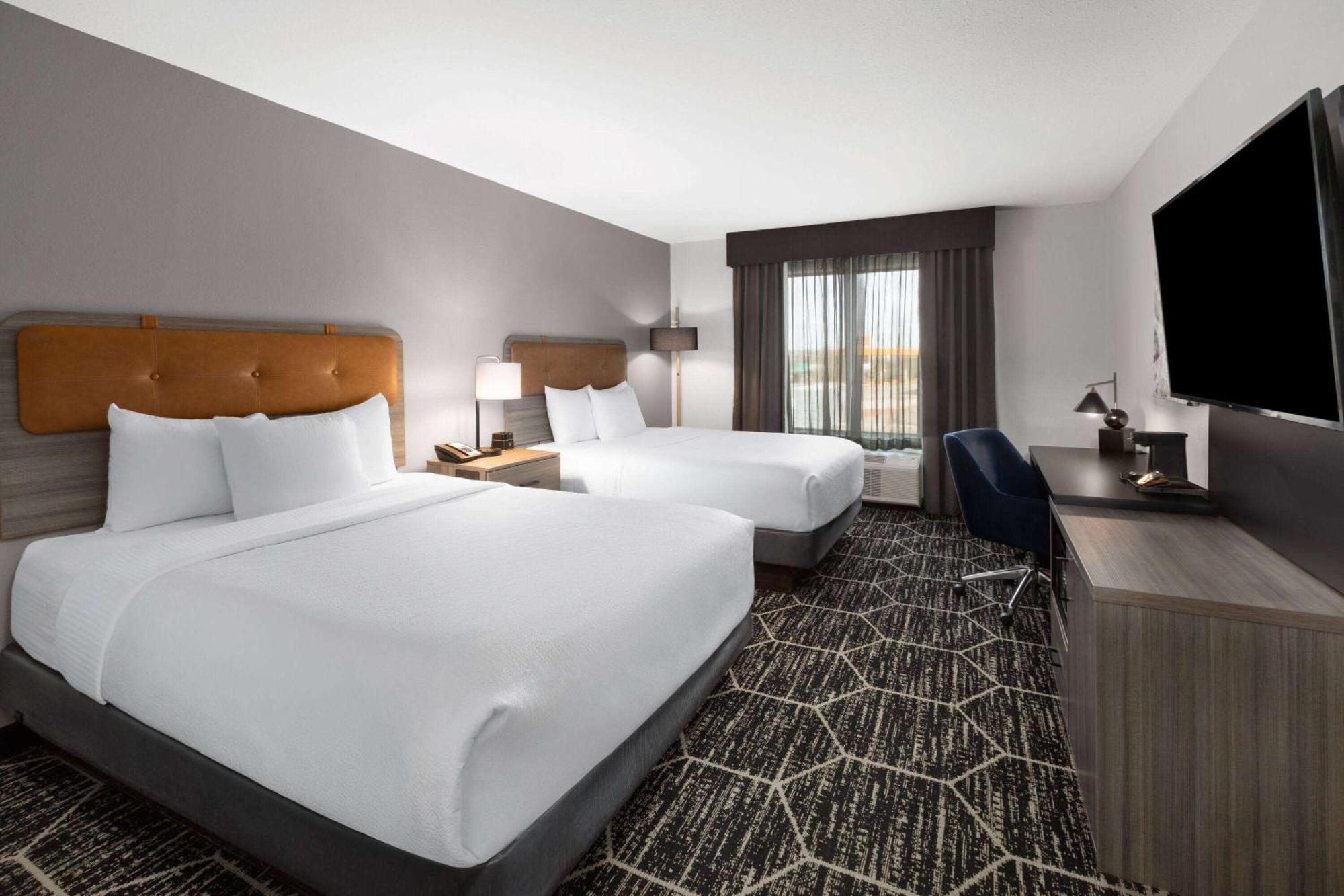 La Quinta Inn & Suites By Wyndham Meridian Eksteriør bilde