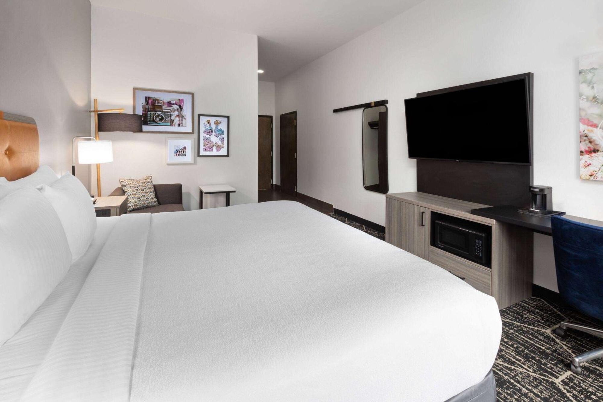 La Quinta Inn & Suites By Wyndham Meridian Eksteriør bilde